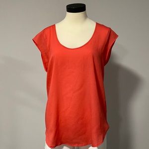 Coral top